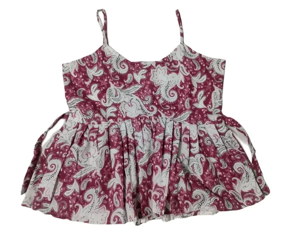 sleeveless flared shaghatti top