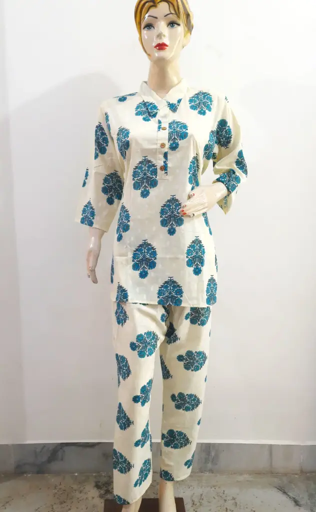 white with blue prints cod-set